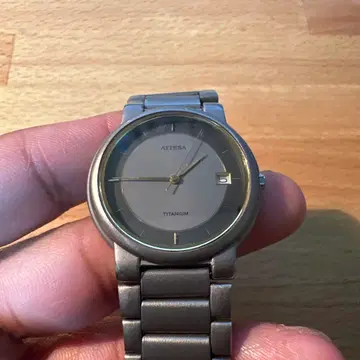 ATTESA 티타늄 손목시계 날짜 표시 배터리 교환 필요