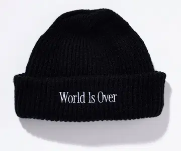 World Is Over 니트 캡