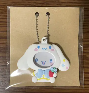 산리오 사진 배지가 포함된 마스코트 시나모롤 폼폼푸딩