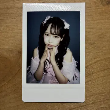 마츠모토 카렌 에비나 리리이베 폴라로이드