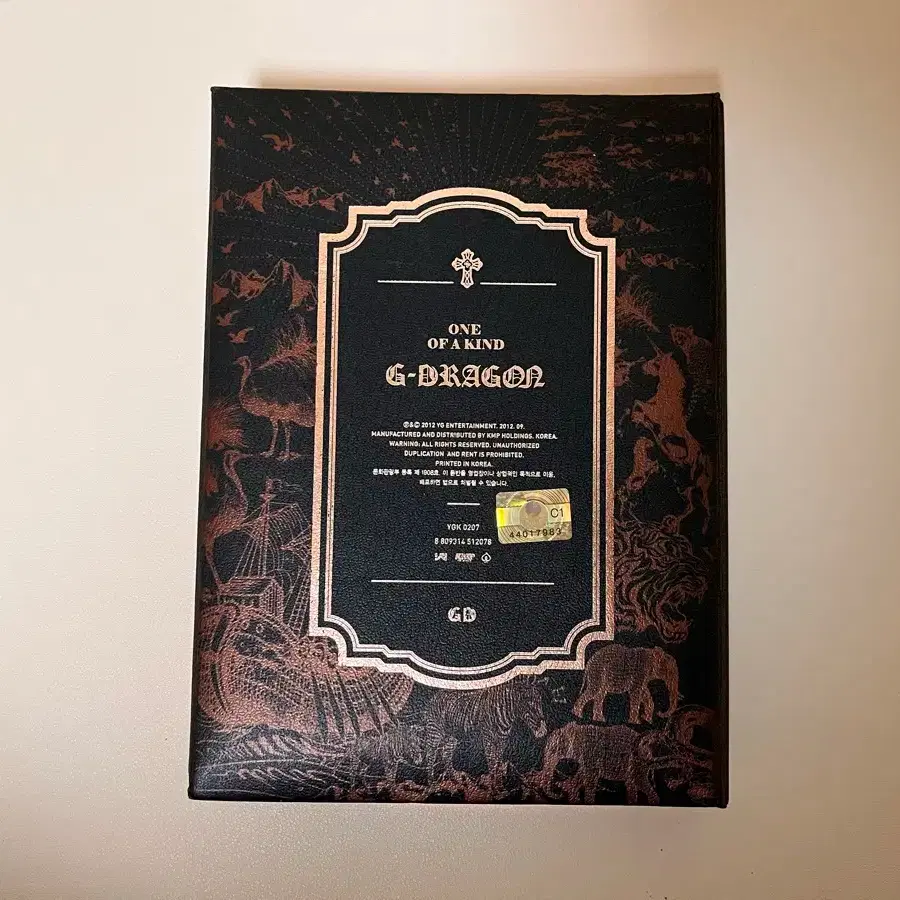 G-DRAGON | 지드래곤 GD One of a Kind One Of A Kind Album Family