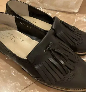 MARGARET HOWELL 블랙 로퍼 23.5cm 최종 가격 인하