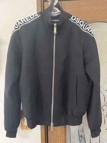 DSQUARED2 블랙 자켓 48