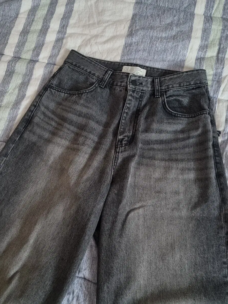 Divein Loose Wide Denim Washed Black Size 1