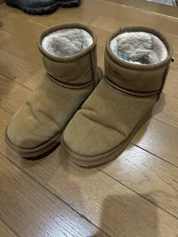 BEARPAW 브라운 무스탕 부츠
