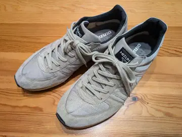 마가렛 호웰 Mizuno 스니커즈
