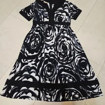 Talbots 탈봇 반팔 원피스 사이즈 2