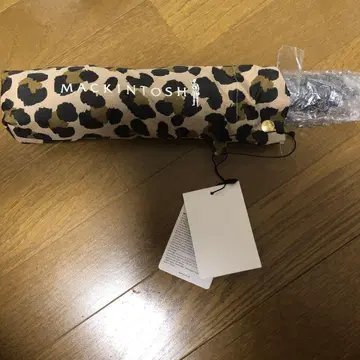 미사용 새상품 MACKINTOSH 매킨토시 접이식 우산 레오파드