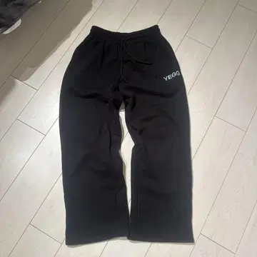 YEGG 블랙 조거 팬츠