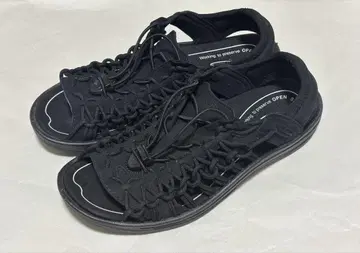 새상품급 유니크 킨 KEEN UNEEK II OT 25.5