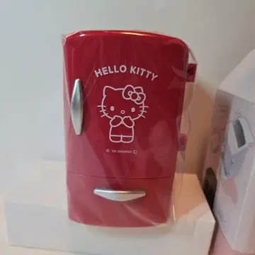 산리오 헬로키티 리틀 냉장고 가슴