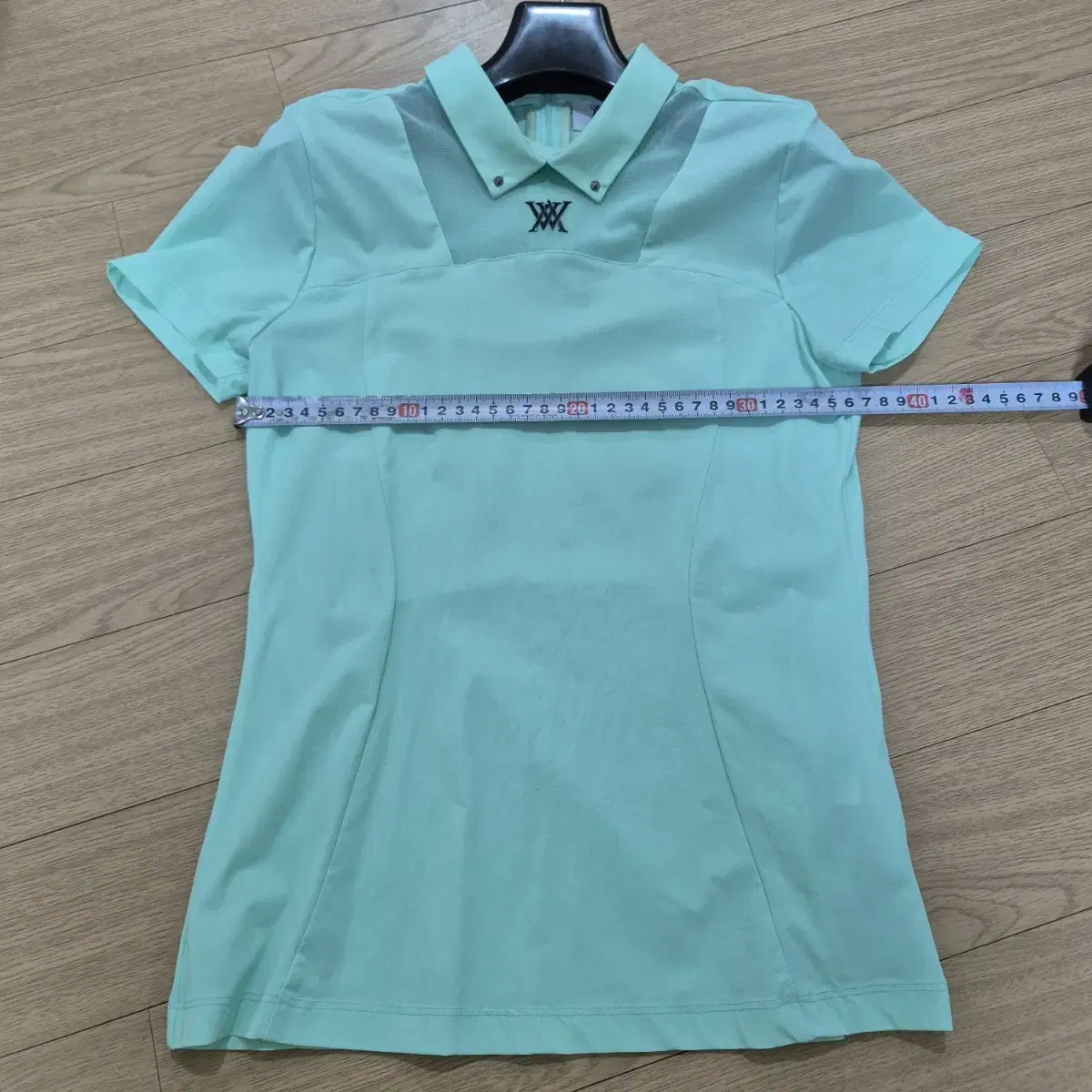 Authentic ANEW T-shirt, Size S
