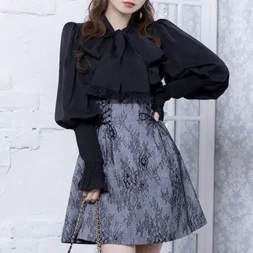 DearMyLove Rose 선택 가능한 옷깃 클래시컬 숏 프릴 블라우스