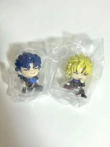 죠죠의 기묘한 모험 피규어 2종 세트 조나단 디오 어깨 쿵 가챠