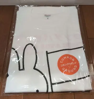 오사카 간사이 엑스포 네덜란드관 네덜란드 파빌리온 한정판 미피 티셔츠 M