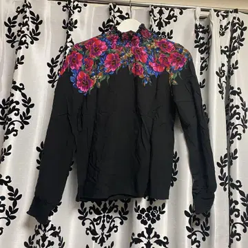 Desigual 꽃무늬 긴팔 블라우스 블랙