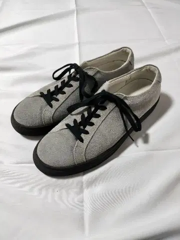 YOAK tokyo 스탠리 40 그레이 스웨이드 스니커즈