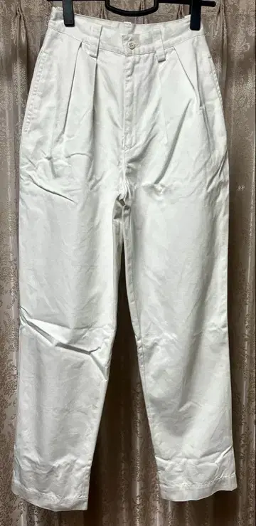 랄프 로렌 컨트리 투 턱 치노 팬츠 화이트