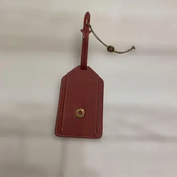 LOROpiano 케이스