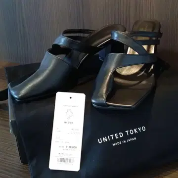 UNITED TOKYO 핑거 아지메 샌들 블랙 미사용품