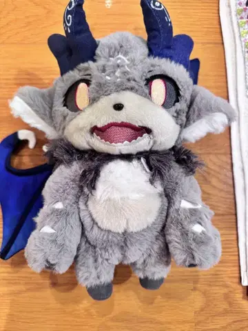 데비데비데비루 봉제 인형