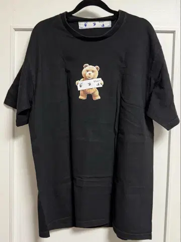 OFF WHITE 콜라보 티셔츠