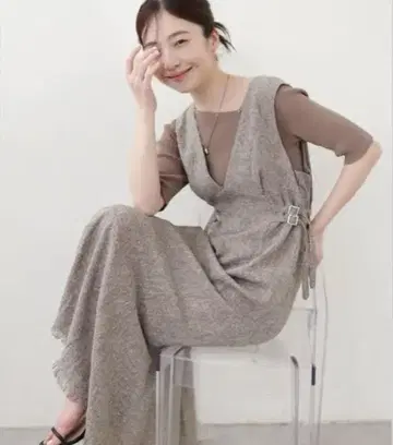 내추럴 꾸뛰르 이번 시즌 완판 사이드 벨트 디자인 잔스카