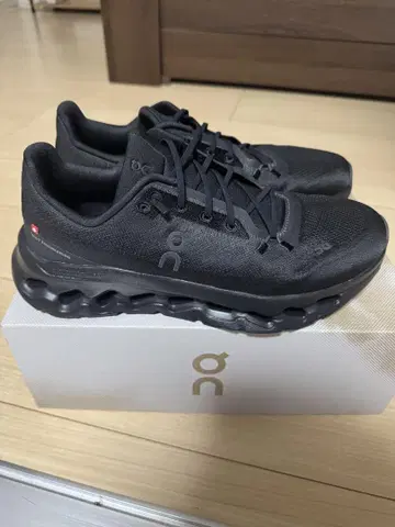 클라우드틸트 이클립스 블랙 26.5