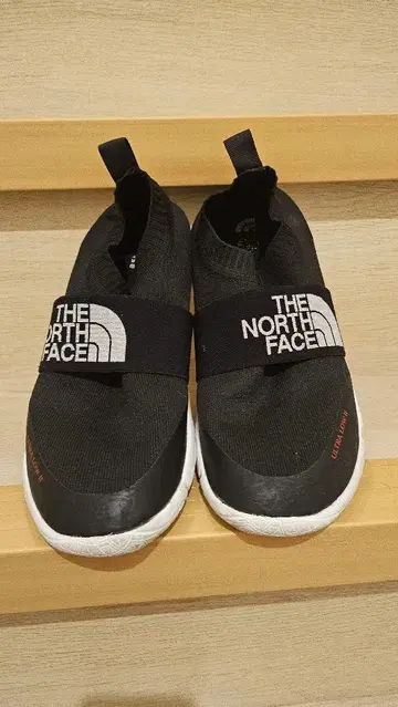 THE NORTH FACE 슬립온 Ultra Low 블랙