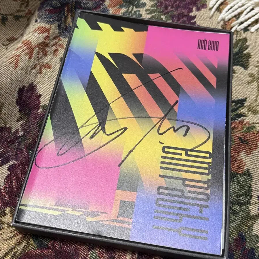 WayV 2021 season's greetings unsealed full box (poca