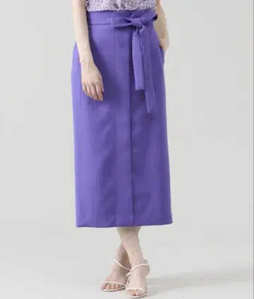 TIARA 스커트 새상품급