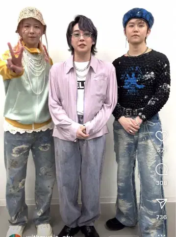 오모리 모토키 착용 배기 데님