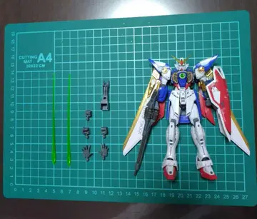 RG 1/144 윙 건담 완제품 정크