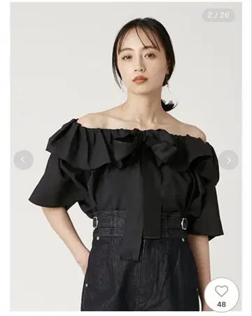 프레이 아이디 턱 볼륨 블라우스