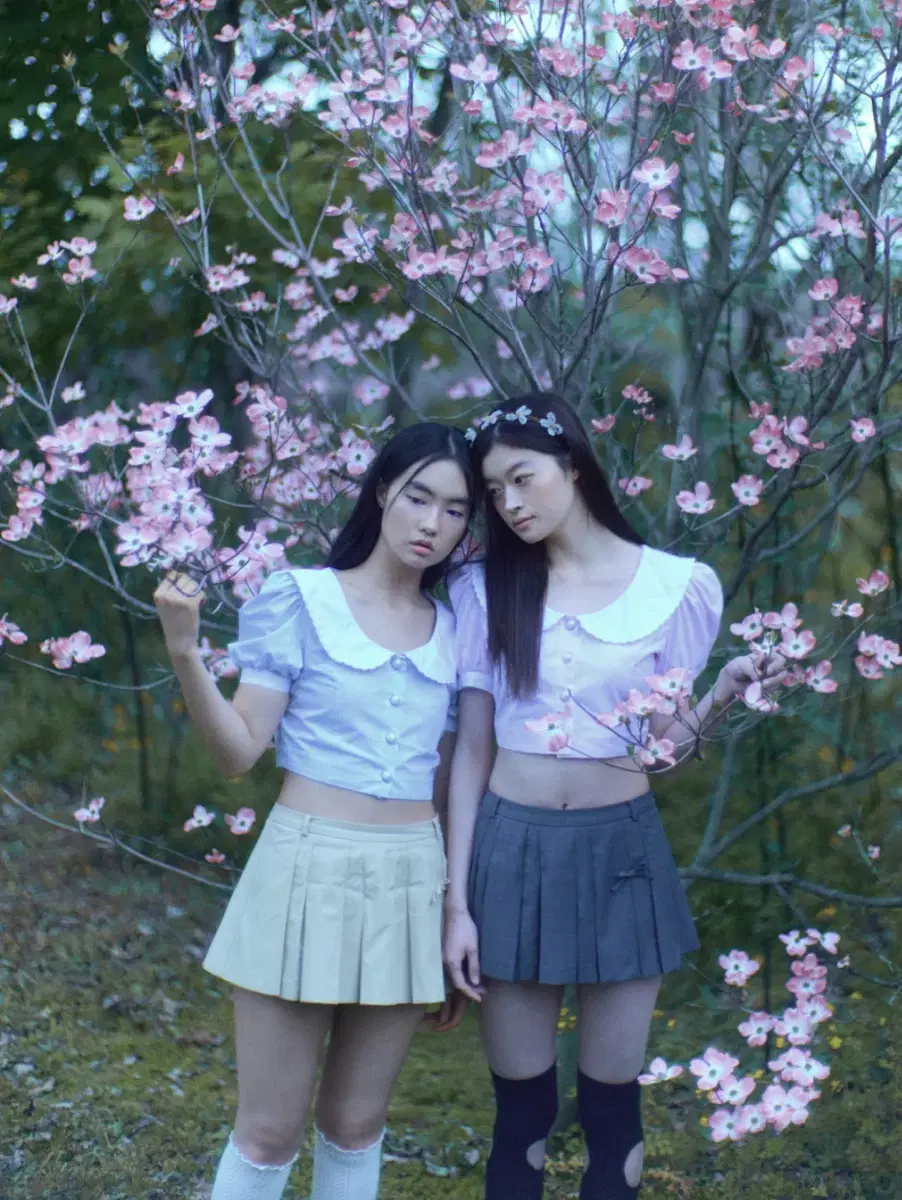 nayeon Worn) pehrt Lace Pleated Mini Skirt Beige