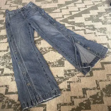 MOUSSY 새상품급 버튼 업 와이드 데님 팬츠 사이드 버튼 하이 웨스트