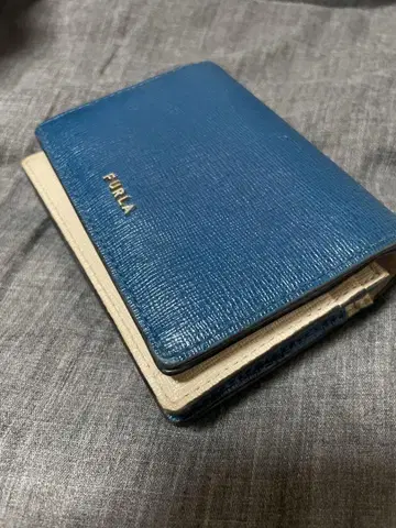 훌라 두겹 지갑 파랑