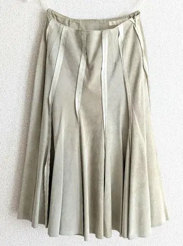 beige shop 플레어 스커트
