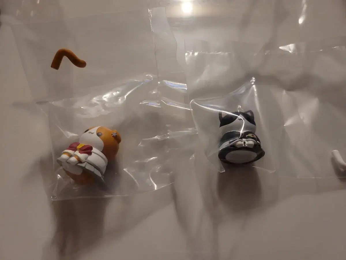 [Price Reduced] Bleach Megacat Orihime and Rukia available as a set.