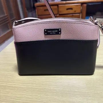 기간 한정 판매, 당일 발송, kate spade 숄더백 핑크와 블랙