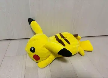 피카츄 봉제 인형 누워 있는 티슈 커버