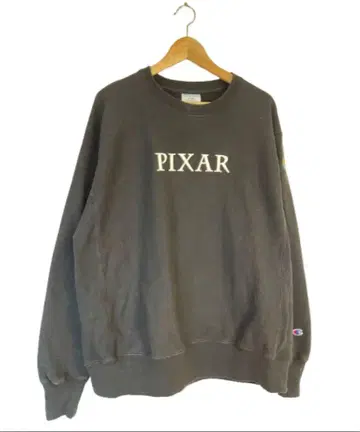 PIXAR 다크 그레이 맨투맨 L