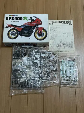 아오시마 가와사키 GPZ400 개조 퍼포먼스 머신