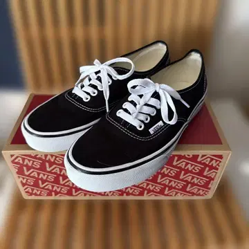 Vans 오센틱 스니커즈 25cm