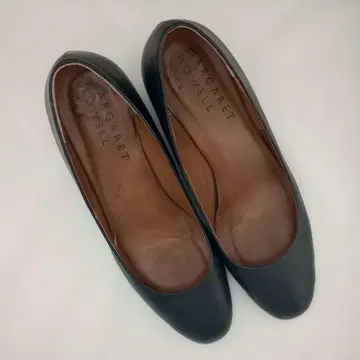 마가렛 호웰 아이디어 펌프스 25cm