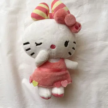 아베일 키티 봉제 인형 마스코트 키링 50주년