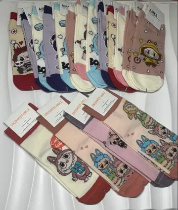 라부부 패턴 컬러풀 양말 세트