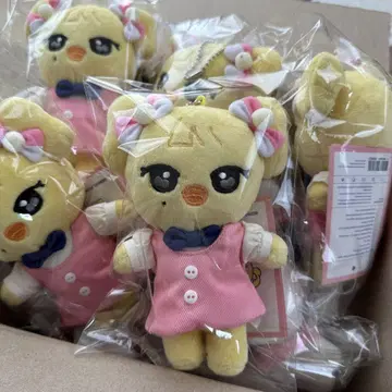 IVE MINIVE 레이 팝업 스쿨 플러시 키링