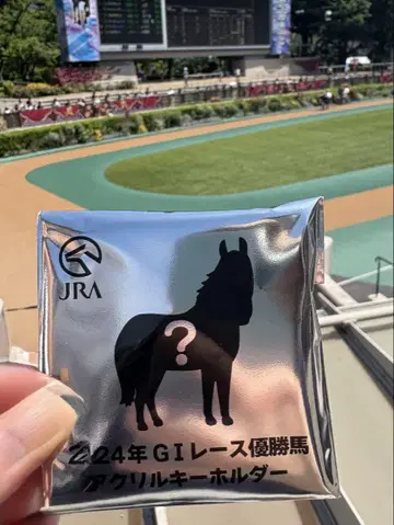 텐 해피 로즈 아크릴 키링 welcome 찬스 경마