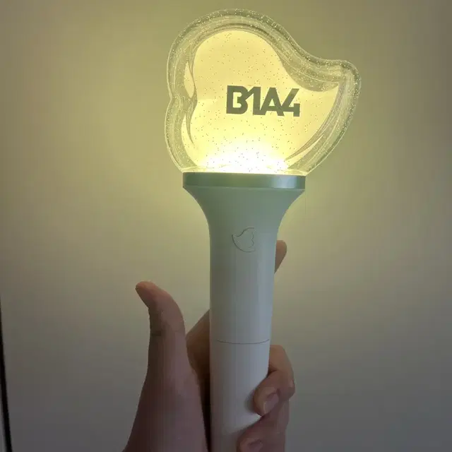 비원에이포 응원봉 양도